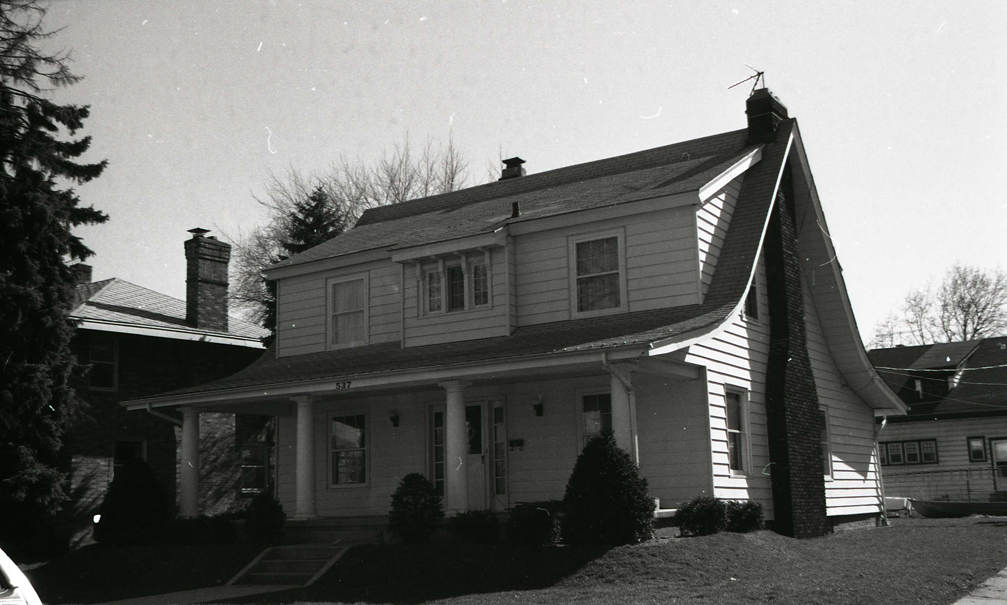 537 Edgewater Drive